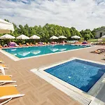 Hotel Park Orman Polonezkoy